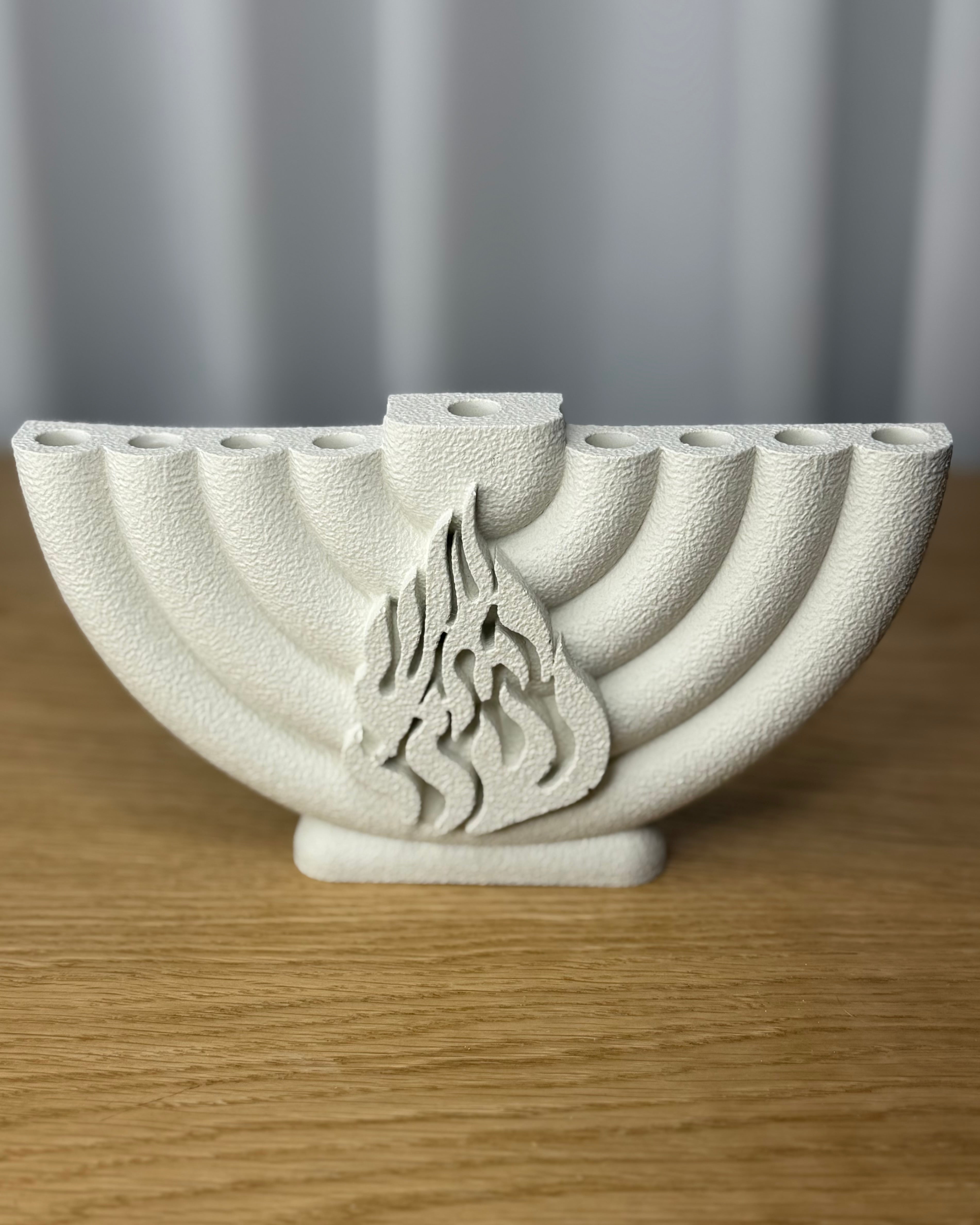 חנוכיית אור האש